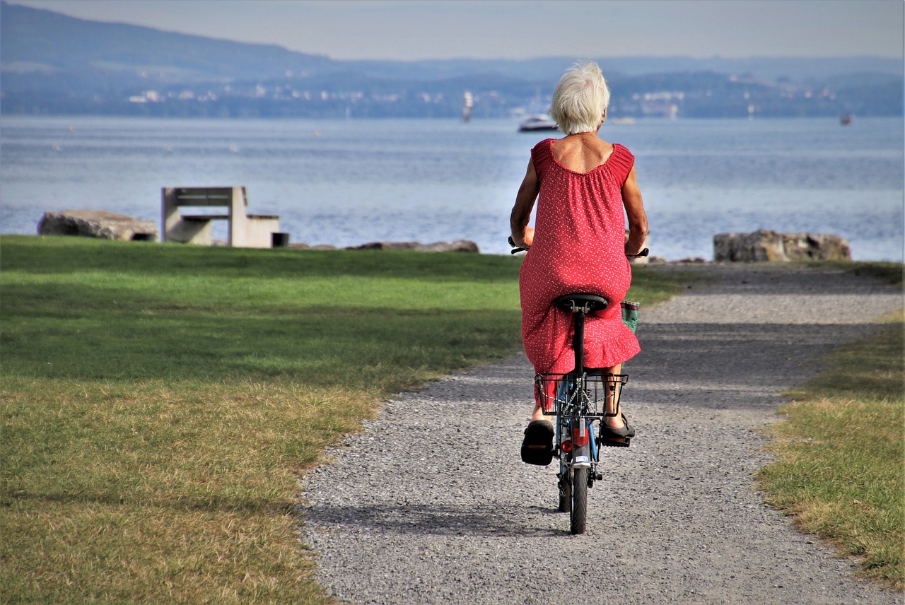 https://pixabay.com/photos/park-bike-senior-lonely-cycling-5528190/